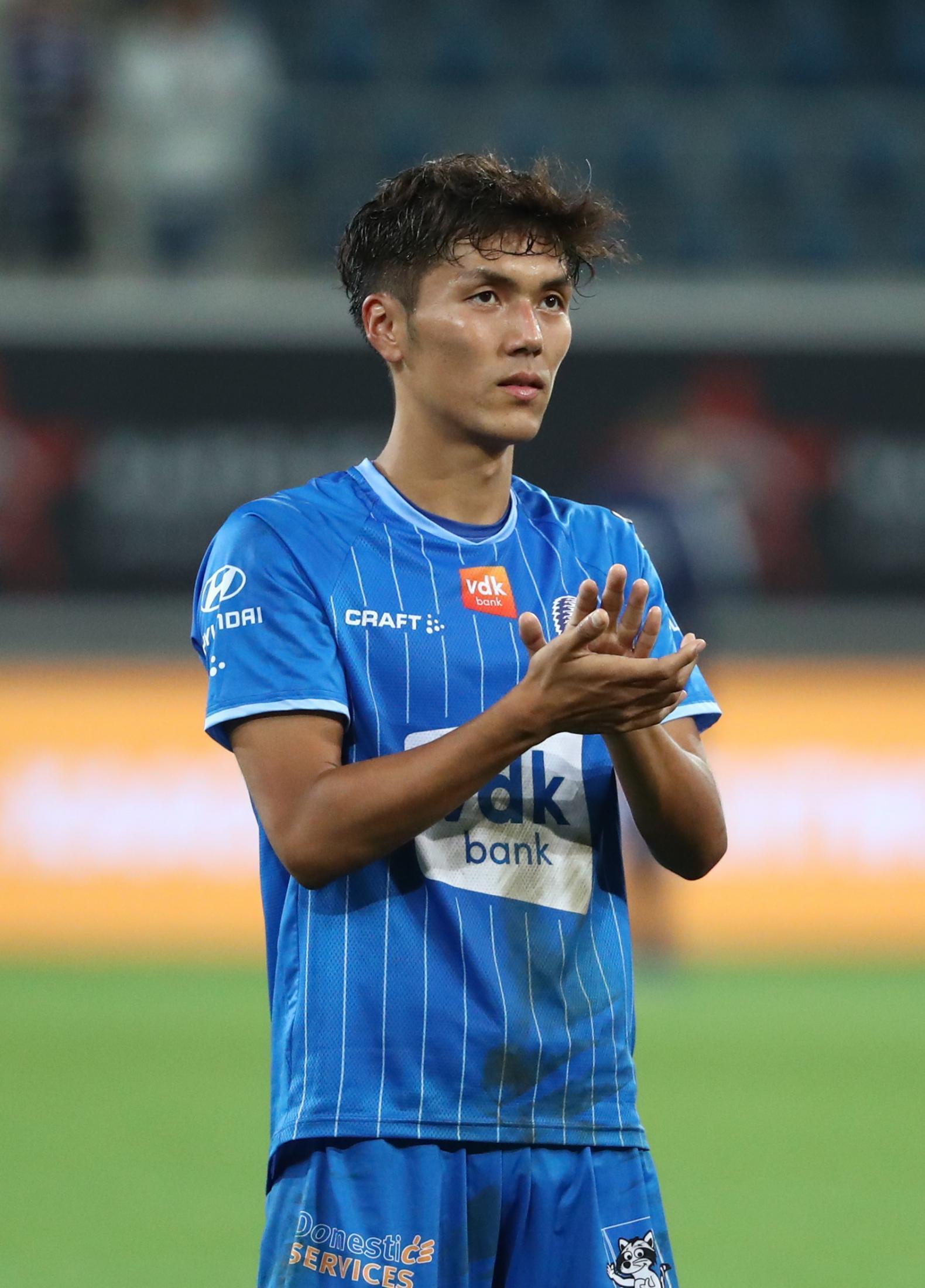 久保裕也選手　記念盾 mqdefault.jpg