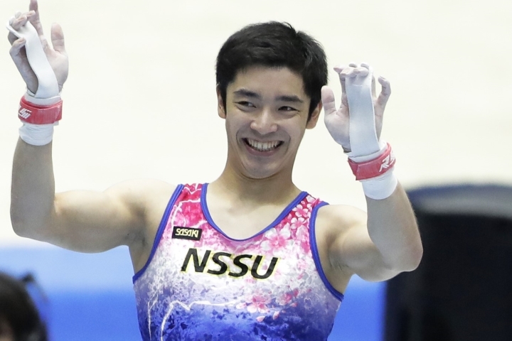 宛名入り体操白井健三直筆サイン色紙 - スポーツ選手